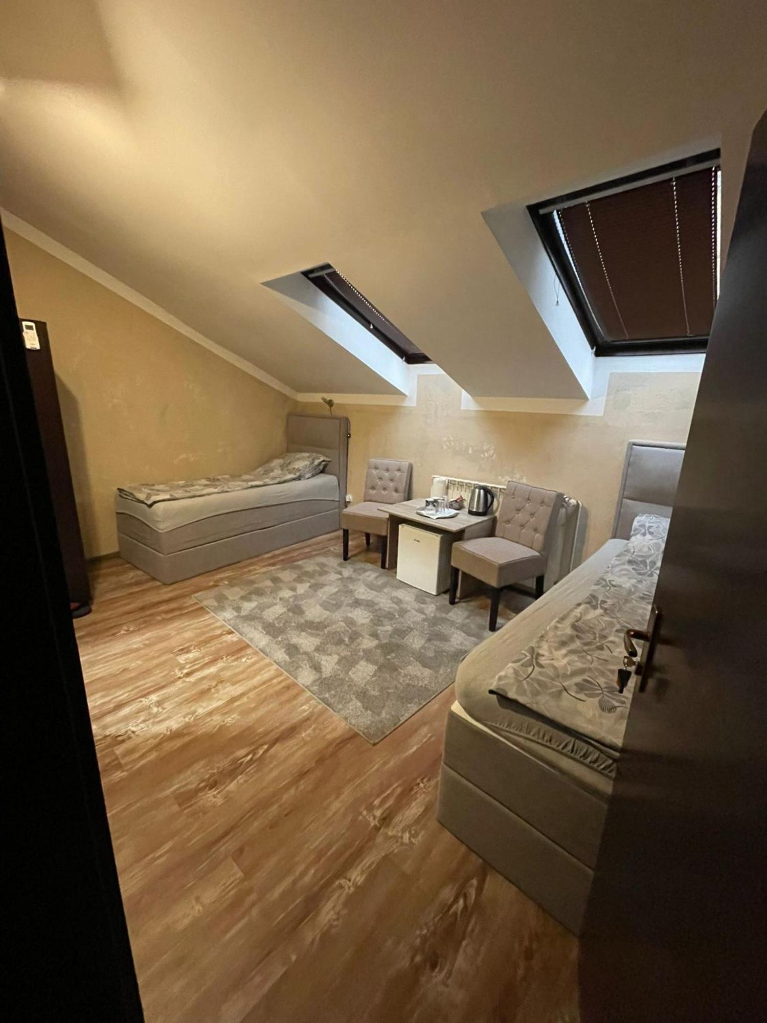 Al-Dino Hotel Сараево Екстериор снимка